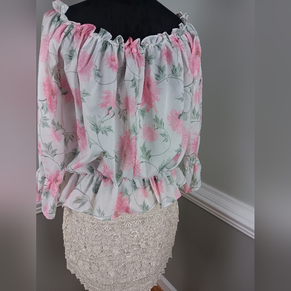 PIink floral design, off the shoulder blouse - Picture 4 of 8